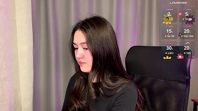 lilysolar online show from 04/18/26, 07:07