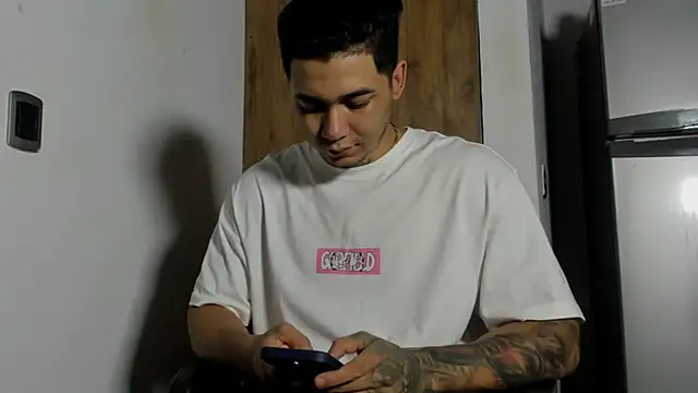 Ares God  online show from 04/16/26, 02:12