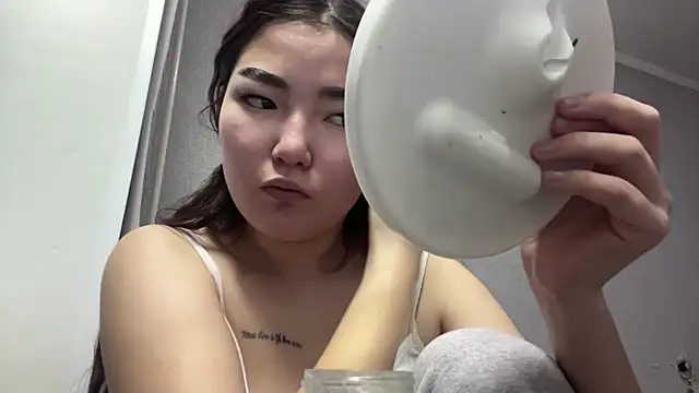 Snapshot of LammingLoner chatting on 04/15/26, 03:19 LammingLoner online show from 04/15/26, 03:19