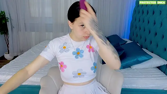 DarkAdelina online show from 04/09/26, 09:15