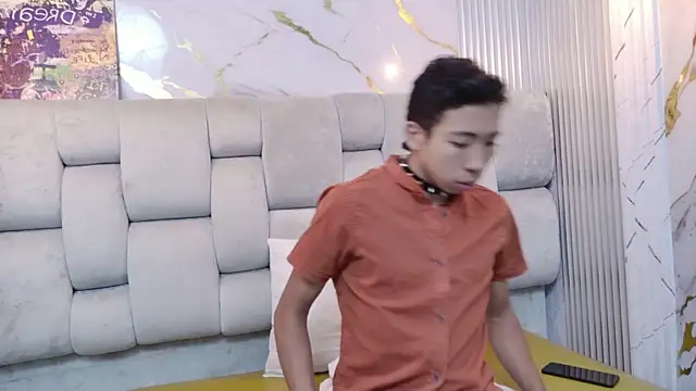 MOgekobig19 online show from 04/04/26, 12:24