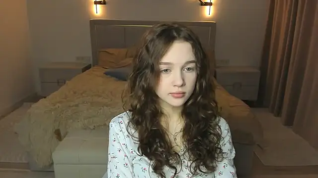 SharriSang online show from 07/13/26, 07:44