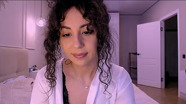 curly jade  online show from 04/15/26, 04:58