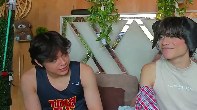 Snapshot of Max_gold chatting on 03/30/26, 03:02 Max gold online show from 03/30/26, 03:02