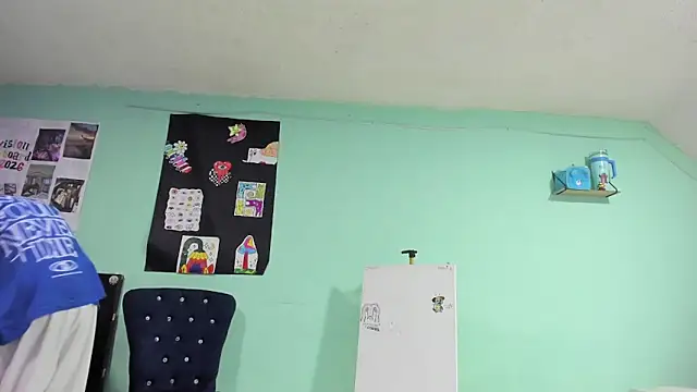 TYLERhHOT2005 online show from 04/06/26, 11:27