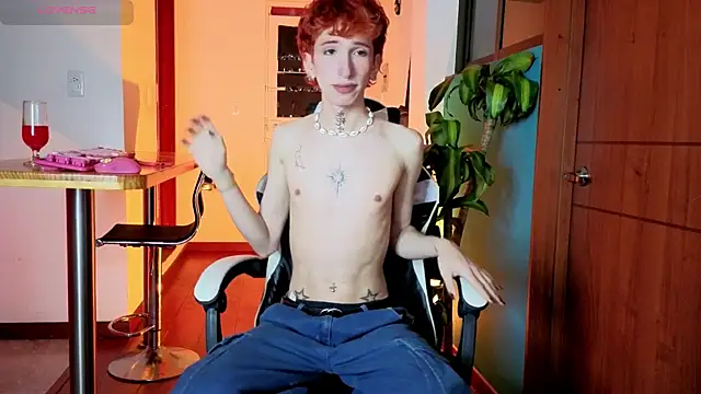 Snapshot of Nathan_twink chatting on 04/05/26, 05:26 Nathan twink online show from 04/05/26, 05:26