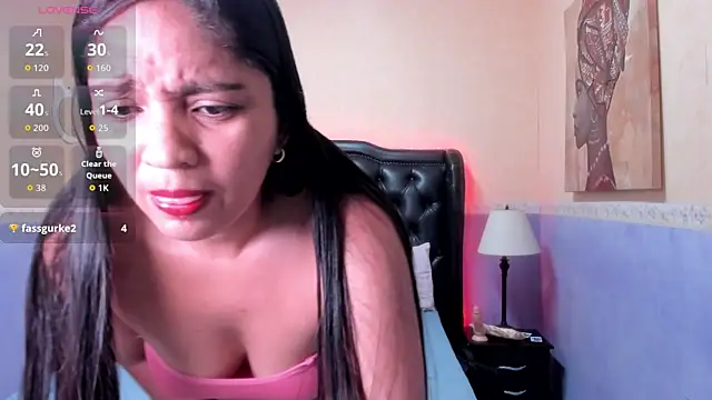 Julia Bliss online show from 05/22/26, 01:39