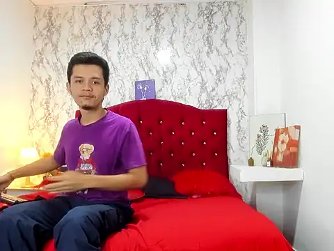 Snapshot of Alejandra_and_James_ chatting on 03/30/26, 11:22 Alejandra and James online show from 03/30/26, 11:22