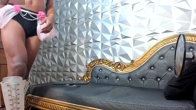 JADE-ESMERALDA online show from 04/09/26, 07:30