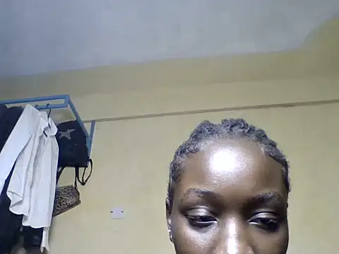 Snapshot of sexy_choco254 chatting on 06/17/26, 07:48 sexy choco254 online show from 06/17/26, 07:48