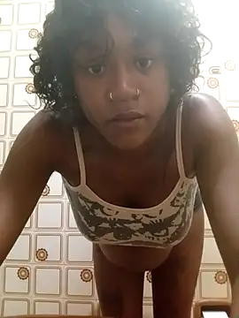 MoraDark online show from 04/22/26, 02:58