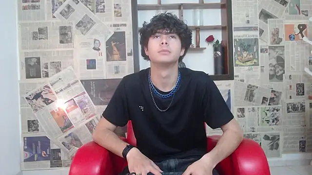 Snapshot of sebastian_rougue chatting on 03/27/26, 09:47 sebastian rougue online show from 03/27/26, 09:47