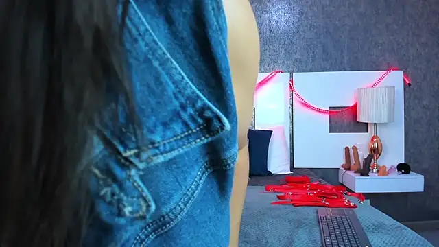 Snapshot of anna__lu chatting on 03/31/26, 12:49 anna lu online show from 03/31/26, 12:49