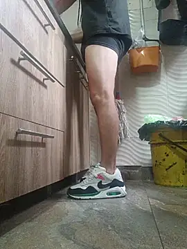 Bruce Wayne188 online show from 04/05/26, 12:13