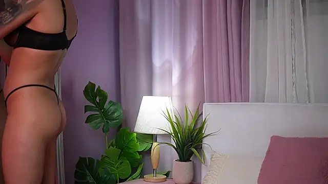 AmeliaBarbie online show from 04/03/26, 08:40