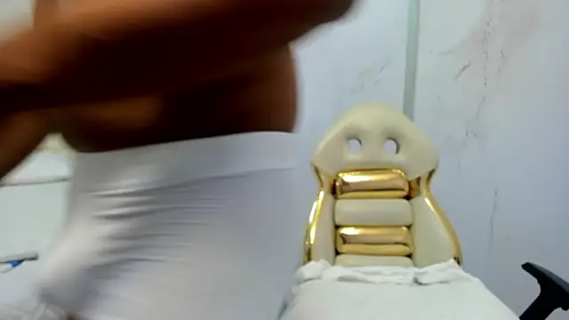 Andeuw   online show from 03/28/26, 02:33