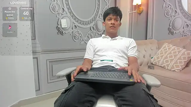 Andeuw   online show from 04/05/26, 03:15