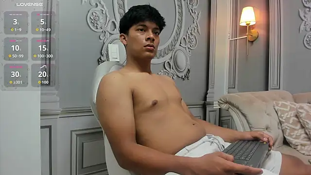 Andeuw   online show from 04/15/26, 02:29