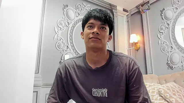 Andeuw   online show from 04/16/26, 02:34