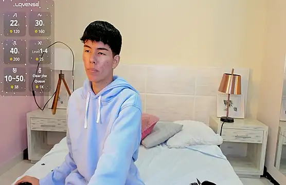 Snapshot of CAROLYNFOSTER chatting on 04/16/26, 10:38 CAROLYNFOSTER online show from 04/16/26, 10:38