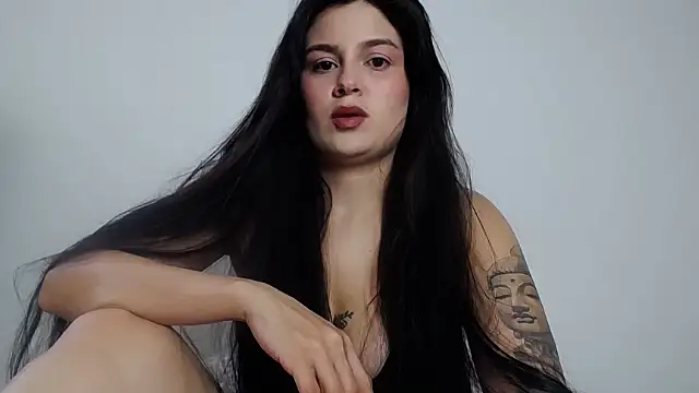 SofiaBanks  online show from 05/26/26, 07:21