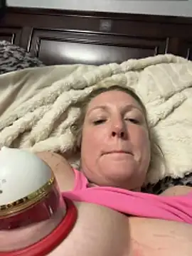 Snapshot of sweetkacibaby chatting on 04/11/26, 07:02 sweetkacibaby online show from 04/11/26, 07:02