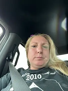 Snapshot of sweetkacibaby chatting on 04/14/26, 06:47 sweetkacibaby online show from 04/14/26, 06:47