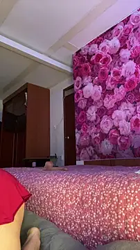 SweetLittleRed online show from 04/04/26, 06:22