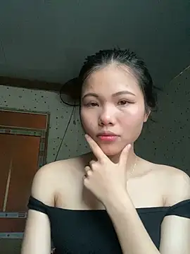 Snapshot of Mi-Lani chatting on 03/27/26, 10:04 Mi-Lani online show from 03/27/26, 10:04