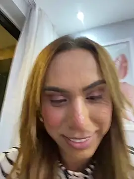 Jullyanaximeness online show from 05/13/26, 11:11