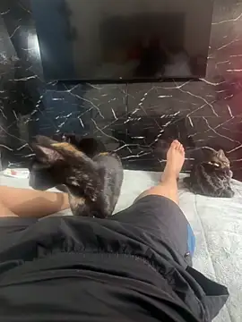 Snapshot of DRYX_XX chatting on 04/15/26, 10:32 DRYX XX online show from 04/15/26, 10:32