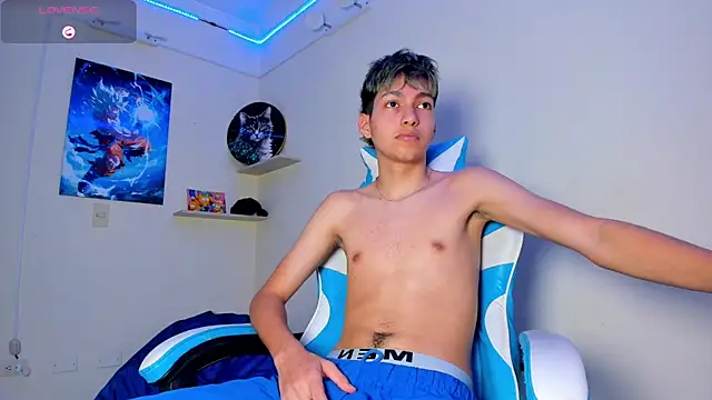 Snapshot of harry_jonshon96 chatting on 04/03/26, 01:53 harry jonshon96 online show from 04/03/26, 01:53