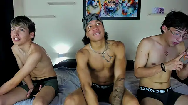 Snapshot of harry_jonshon96 chatting on 04/11/26, 11:53 harry jonshon96 online show from 04/11/26, 11:53