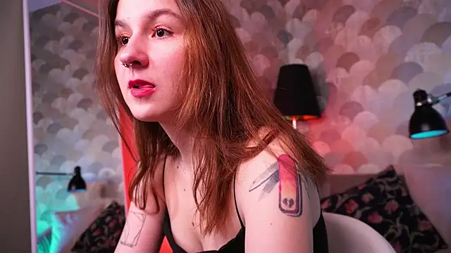 Snapshot of Frantease chatting on 04/11/26, 07:45 Frantease online show from 04/11/26, 07:45