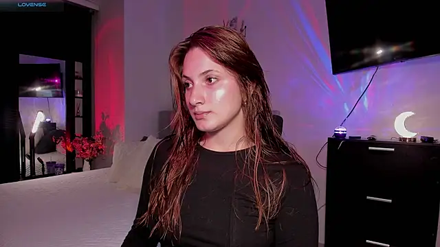 Snapshot of miia_jhones16 chatting on 04/02/26, 03:26 miia jhones16 online show from 04/02/26, 03:26