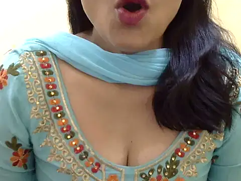 Shivi girl online show from 03/28/26, 06:02