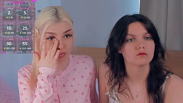 JuliannPaysour online show from 04/14/26, 07:58