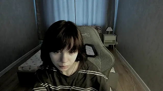 Loly Cuttie online show from 05/23/26, 01:11