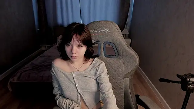 Loly Cuttie online show from 05/28/26, 01:03