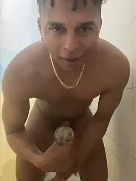 Snapshot of melreydelmambo chatting on 03/27/26, 04:07 melreydelmambo online show from 03/27/26, 04:07