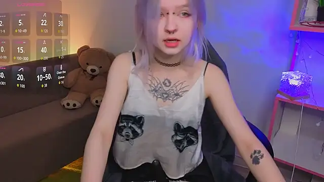 Mary Wester online show from 04/12/26, 01:10