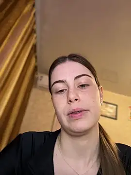 Sofi Sofa online show from 03/31/26, 07:31