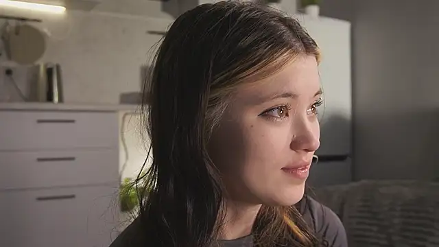 Snapshot of ShyAkemis chatting on 04/01/26, 03:09 ShyAkemis online show from 04/01/26, 03:09