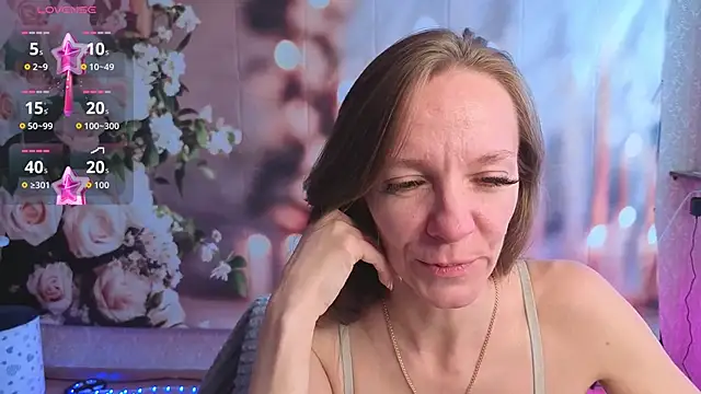 jesica mooonn online show from 04/05/26, 04:31