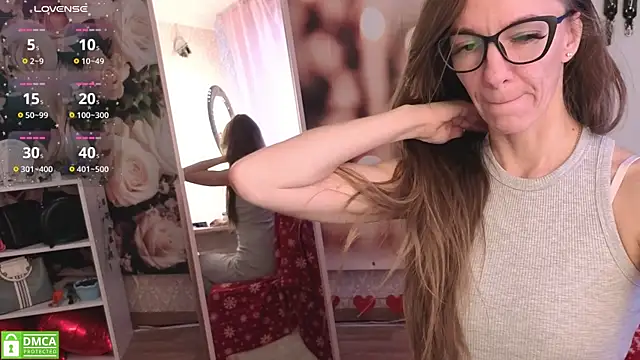 jesica mooonn online show from 05/26/26, 03:57