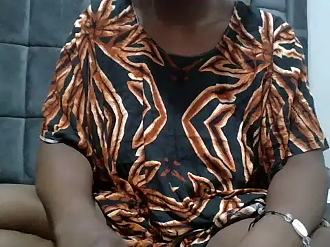 nice-lovely online show from 04/07/26, 10:05