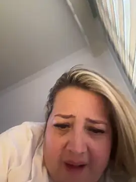 Snapshot of Martinacurvy_ chatting on 03/29/26, 07:47 Martinacurvy online show from 03/29/26, 07:47