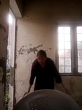 Raanieoy012 online show from 04/06/26, 01:47