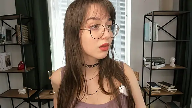 LaelIvie online show from 04/07/26, 08:04