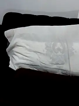 sultrydiva00 online show from 04/11/26, 05:28